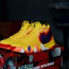 Nike Kyrie 4 70s GS