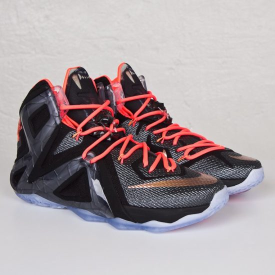 nike-lebron-12-gold