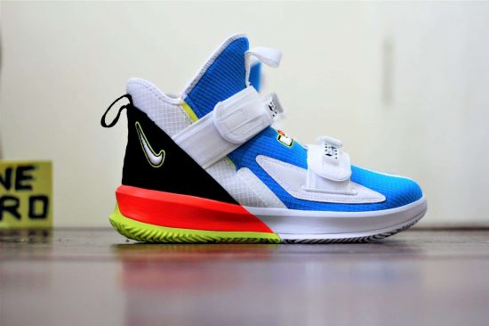 LeBron Soldier 13 blue
