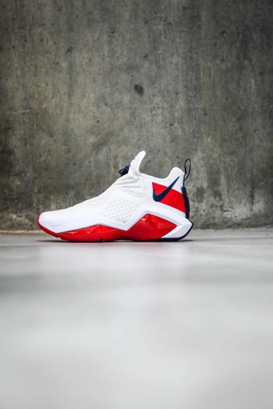 giay bong ro outdoor Lebron Soldier 14 USA CK6047-100