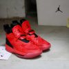 Jordan-33-uiversity-Red-AQ8830-600