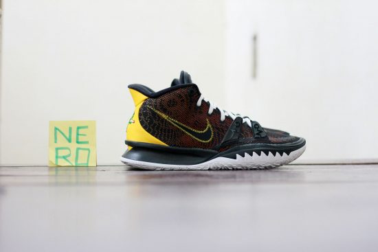 Giày Kyrie 7 Rayguns CQ9326-003