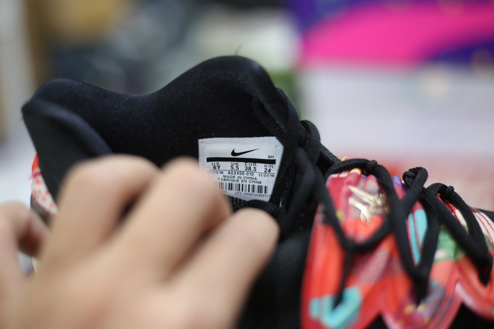 Giày bóng rổ trẻ em Kyrie 5 CNY GS AQ2456-010 3