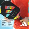 hình ảnh chiếc vợt pickleball chính hãng adidas adipower attk PB2AA0 trên tay một vận động viên pickleball, cùng với các chỉ số kỹ thuật của vợt như : Độ dày 16mm, Cán dài 5.5